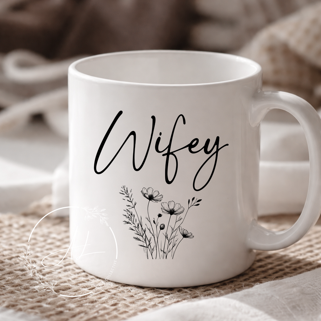 Personalized Floral Name Ceramic Mug – Custom Script Name Coffee Cup (11oz/15oz)