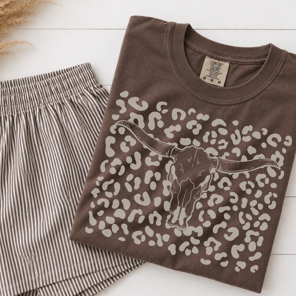 Leopard Skull Tee — Western Longhorn Graphic T‑Shirt
