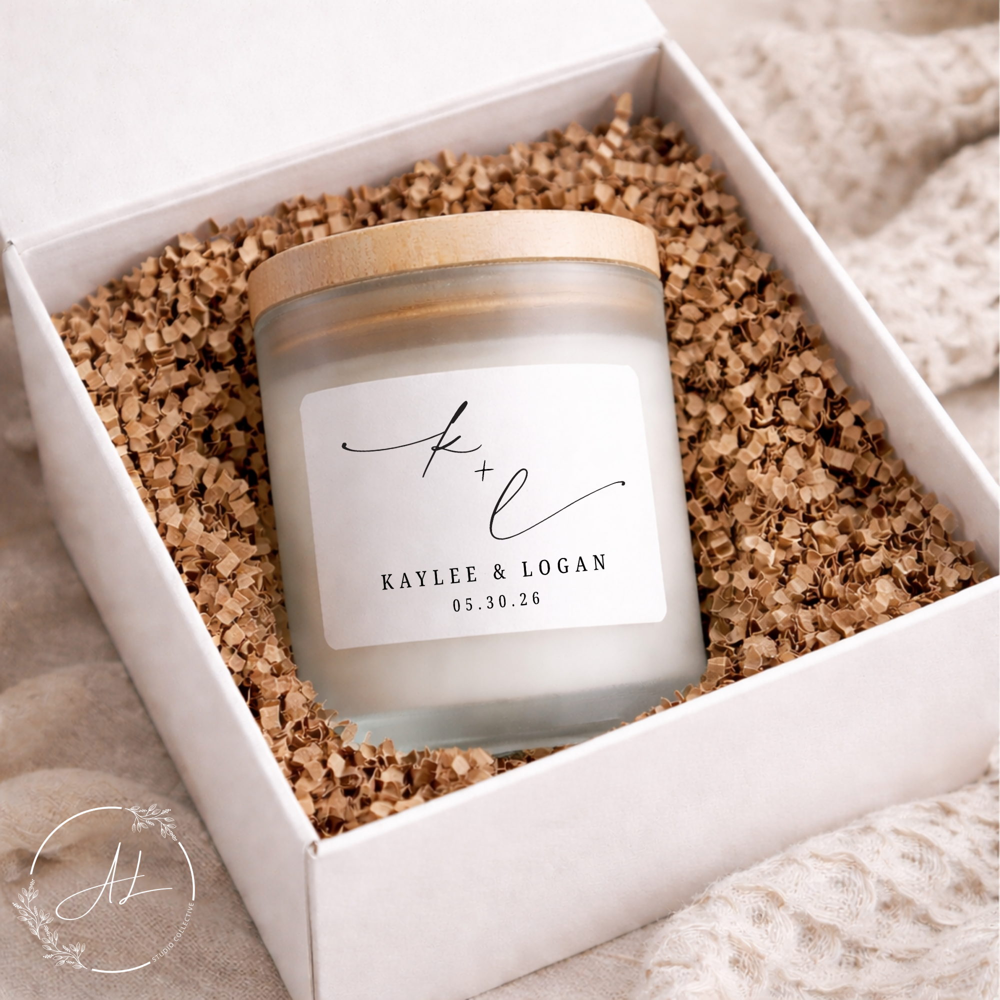 Personalized Anniversary Candle — Frosted Glass 11oz (Custom Names & Date)
