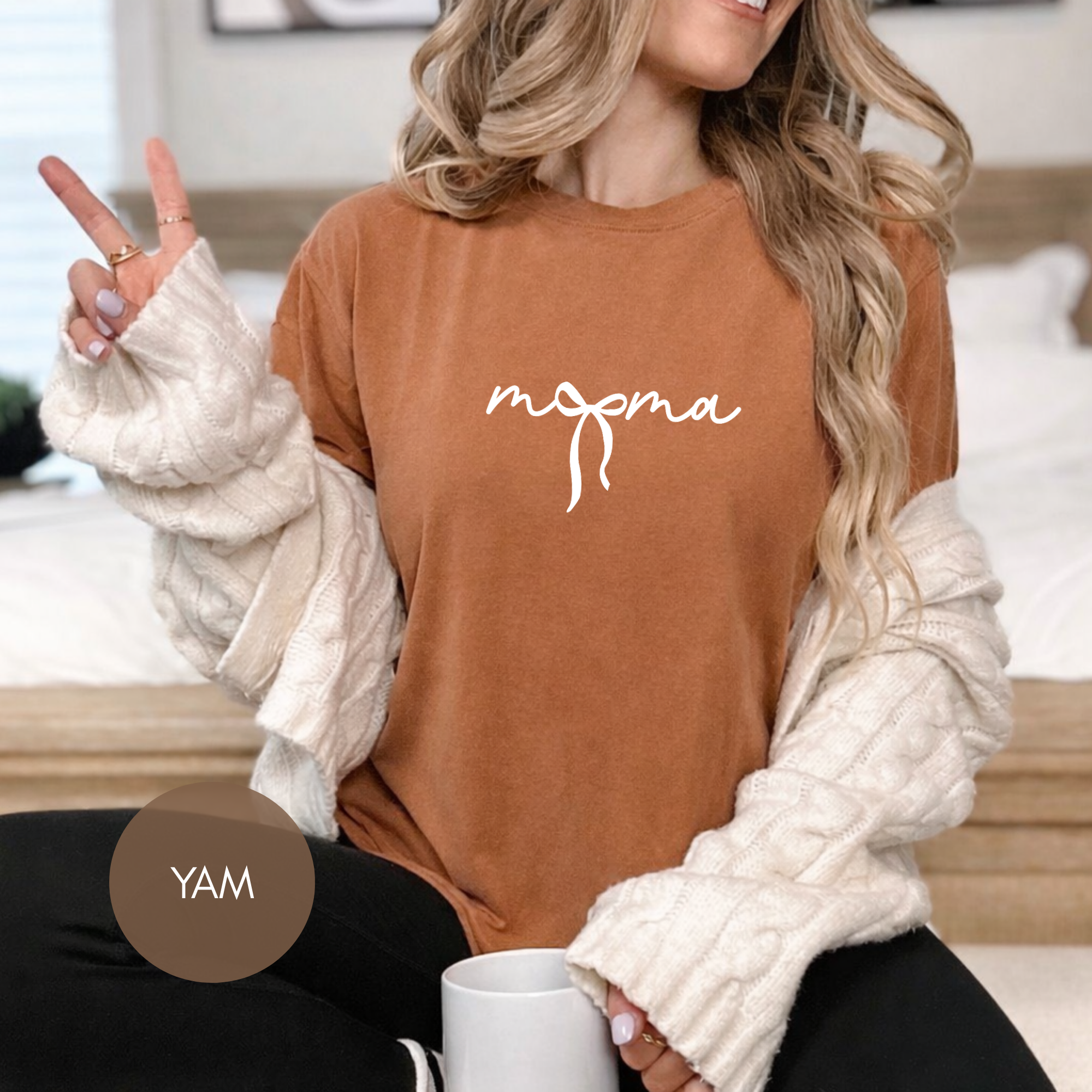 Minimalist Mama Shirt | Trendy Mom Tee | Aesthetic Mother Shirt | Neutral Graphic Tee | Cute Mom Gift | Soft Everyday Mama T-Shirt